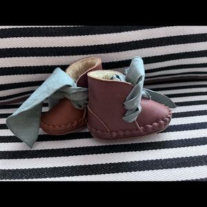 Donsje baby booties brown size 0-6months real leather